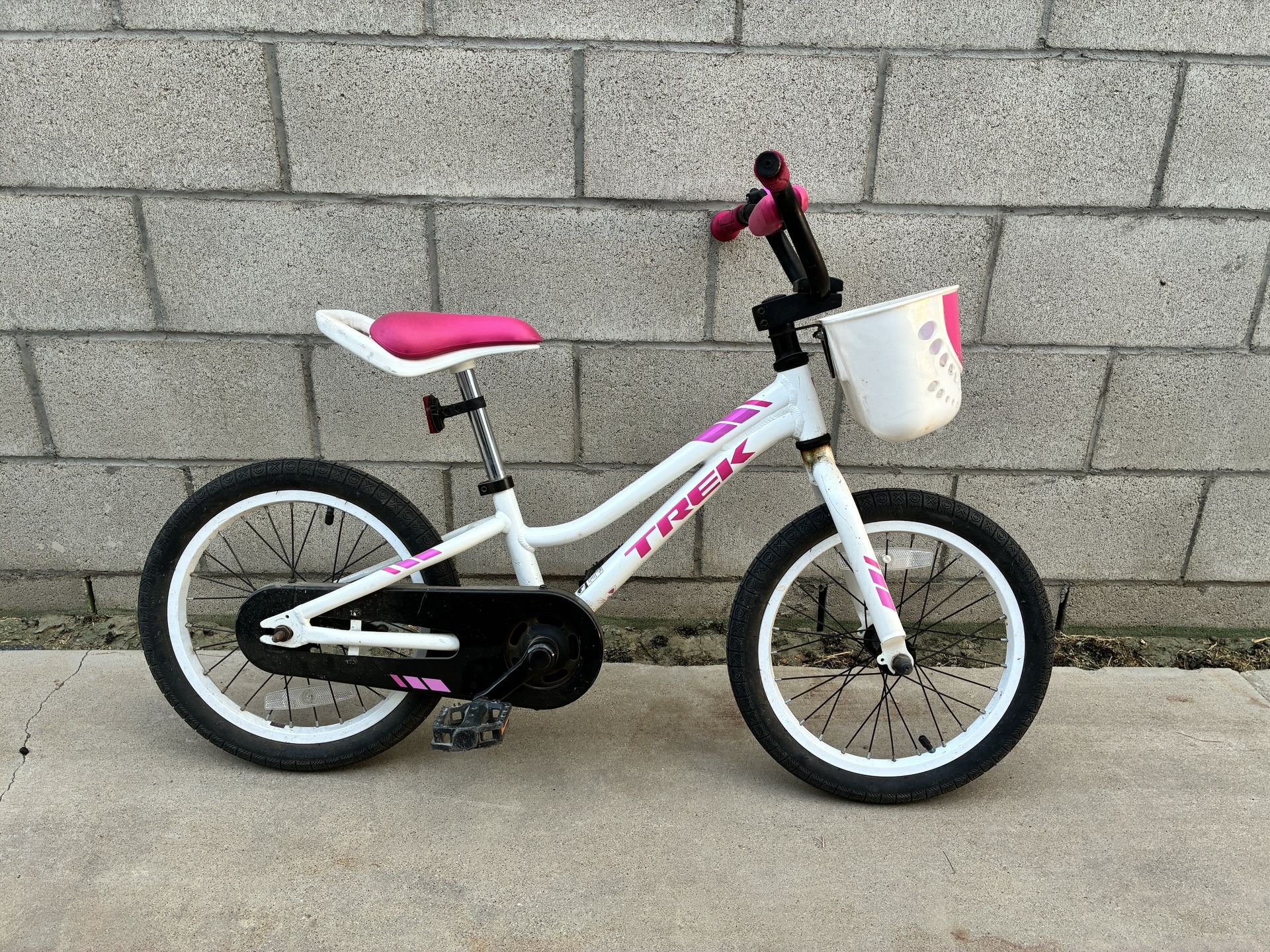 Trek Precaliber 2018 16” Bicycle Bike Bmx Girls