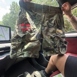Richezza Shorts 