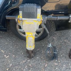 Good Used Ready to work broken hammers