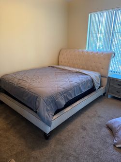 Queen bed frame w/ headboard