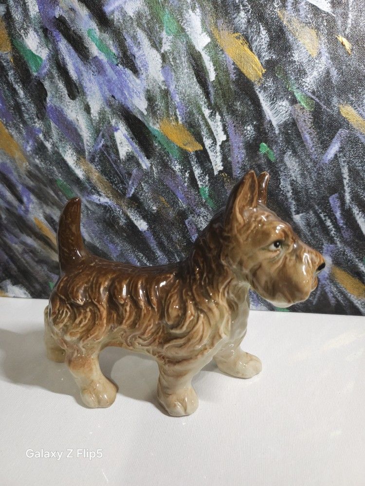 Brown Scotish Terrier (Scottie Dog) Figurine 