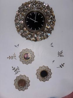 Gold & brown Wall decorations