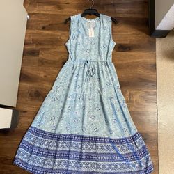 Brand New Woman’s Lucky Brand Blue Floral Maxi Dress Up For Sale 