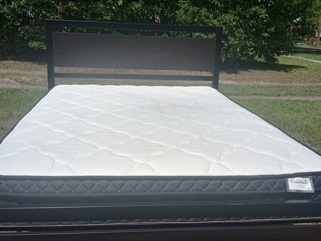 Full Size Bed