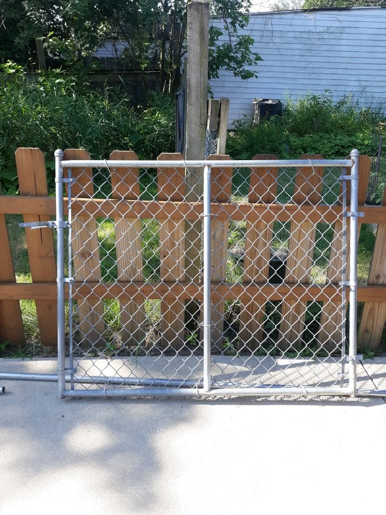 Chain Link Gate