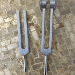 McCoy tuning fork set (128, 512 Hz)