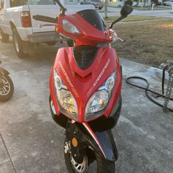 Scooter 150cc excellent condition