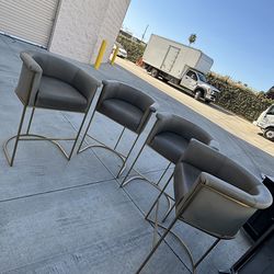 Counter + Bar Stools