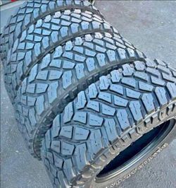 255 75 17 Firestone tires Con 80% de Vida Las 4