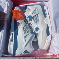 Air Jordan 4 Military Blue Size 12 men 