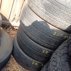 255-55r20 Continental Set Of Four $100
