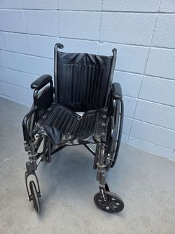 Drive Medical Silver Sport II Wheelchair