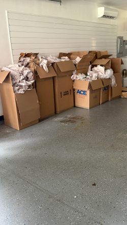 Free Boxes - MUST HAVE TRUCK or CARGO VAN - No SUV & No Car