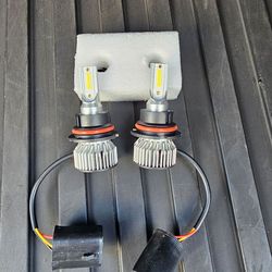 Bright New 6000k LED 9007 White Light.