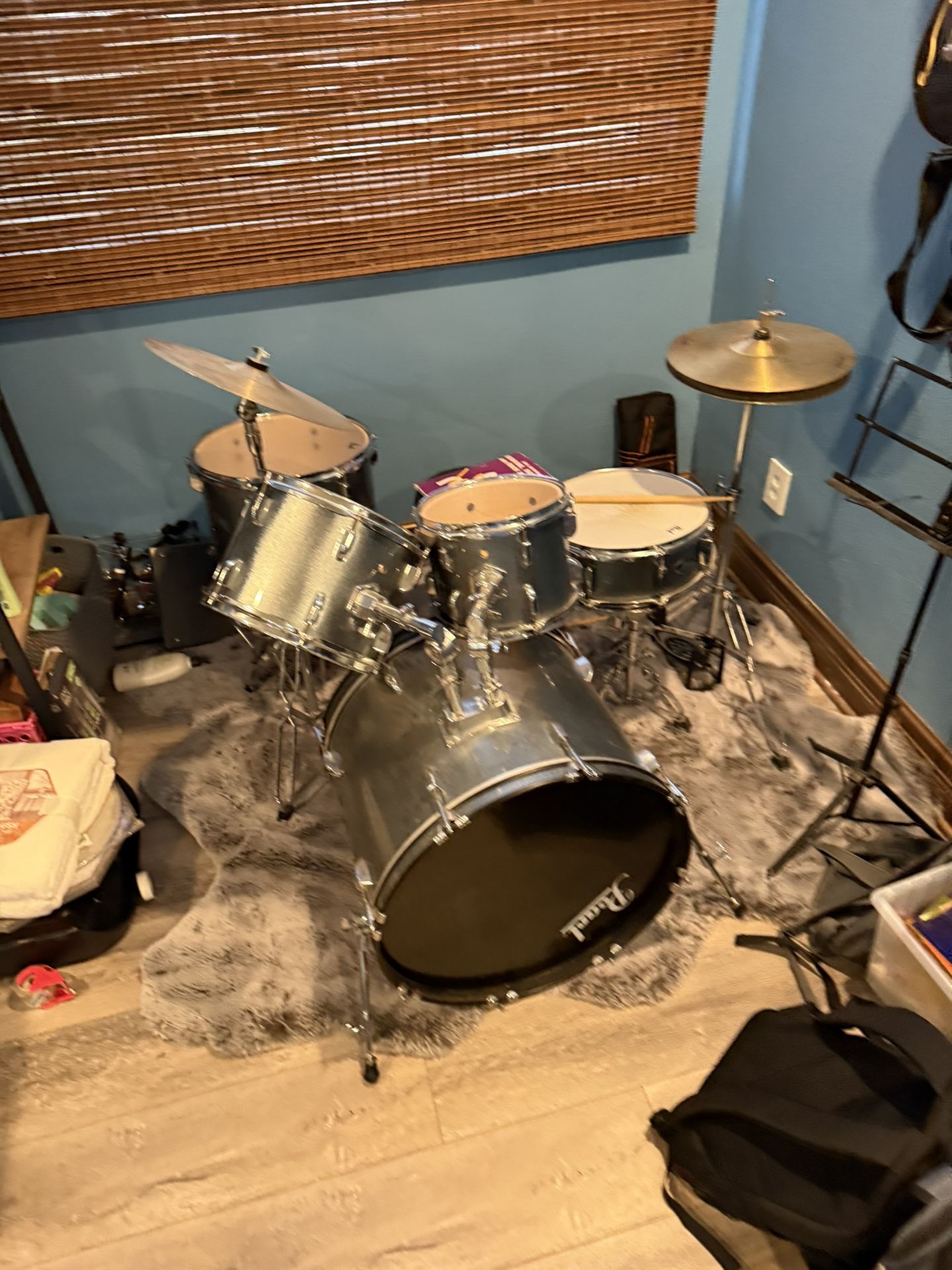 7 piece drum set w/ seat and book holder