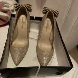 Woman Heels Size 6