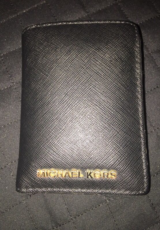 Michael kors wallet