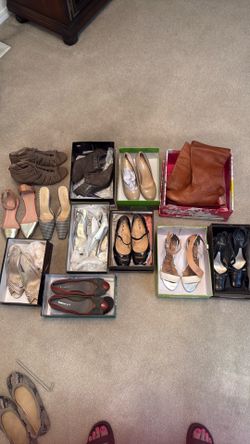 Women’s Shoes Lot Size 7.5