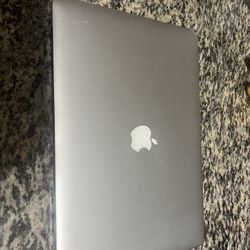 Apple Mac Book 