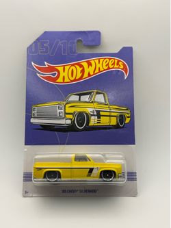 2018 Hot Wheels YELLOW 83 CHEVY SILVERADO 05/10 Walmart Exclusive Metal Base