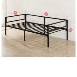 Twin Daybed
