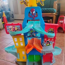 Spidey And His Amazing Friends Metal City Track Set