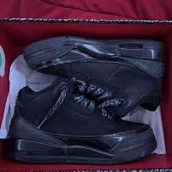 Black Cat Jordan 3’s