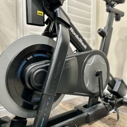 NordicTrack Commercial S22i Studio Bike iFit
