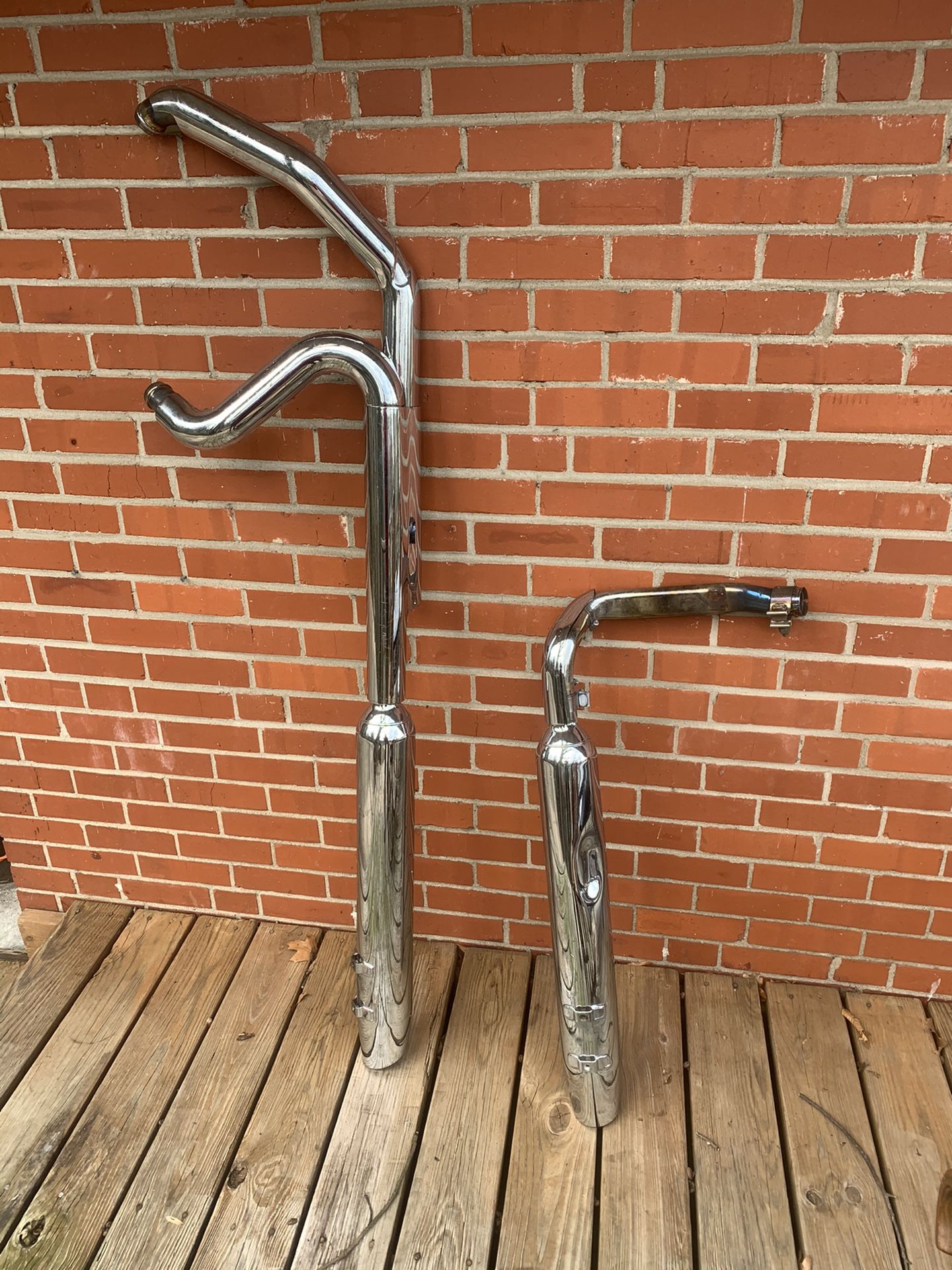 Stock Harley Davidson Touring Exhaust system. Make Offer