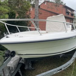 2002 18 Foot Angler Boat 