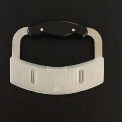 Crinkle Cutter 1063 by Pampered Chef 