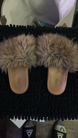 Rouge Faux Fur Slide Sandals