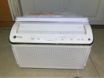 GE air conditioner 8,100 BTU