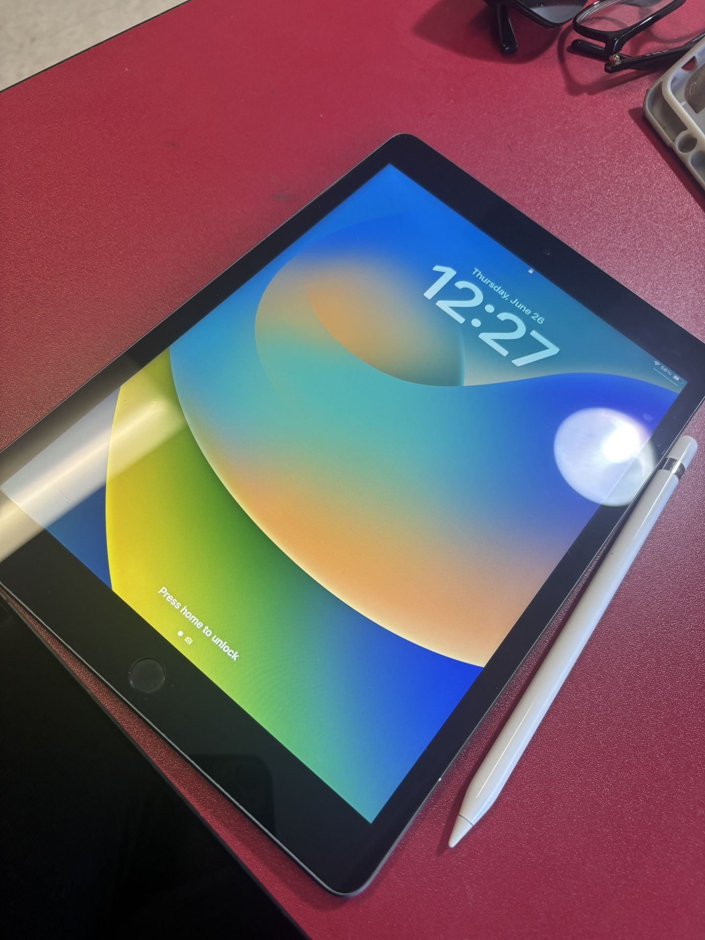 iPad 9th Generation & Apple Pen