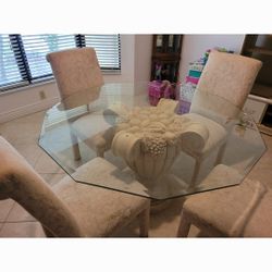 DINING TABLE - BROKEN BASE at STEM 💔