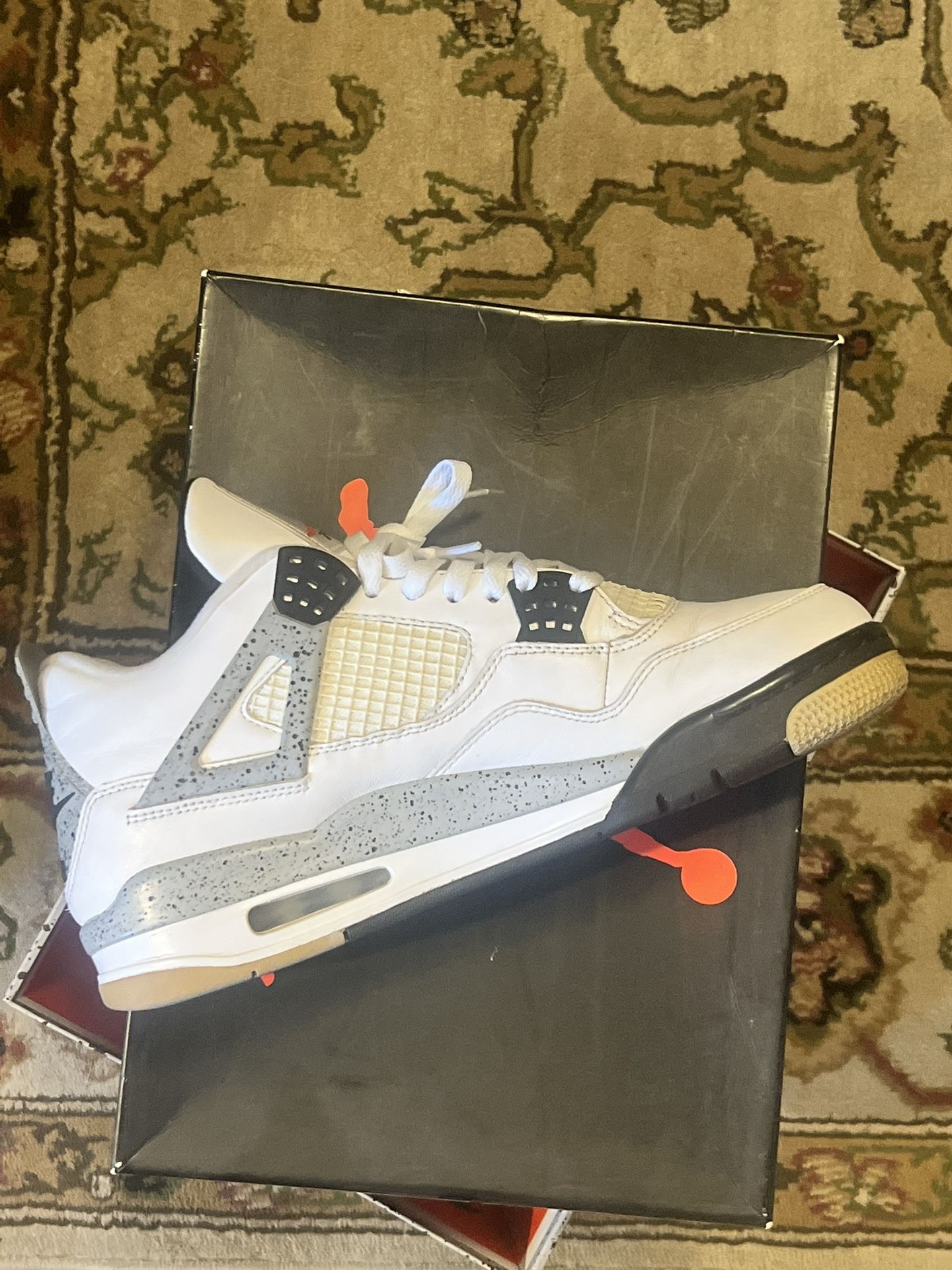 Jordan Retro 4 White Cement Size 10