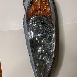 Toyata Camry 2002-2004 Headlight