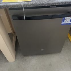 GE 24" Slate Dishwasher GDT550PMRES Retail Price $729 SAVE $429
