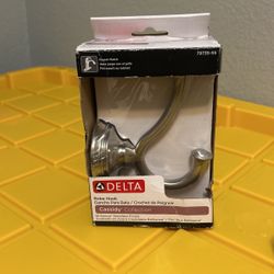 Delta Robe Hook