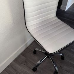 Vanity Chair