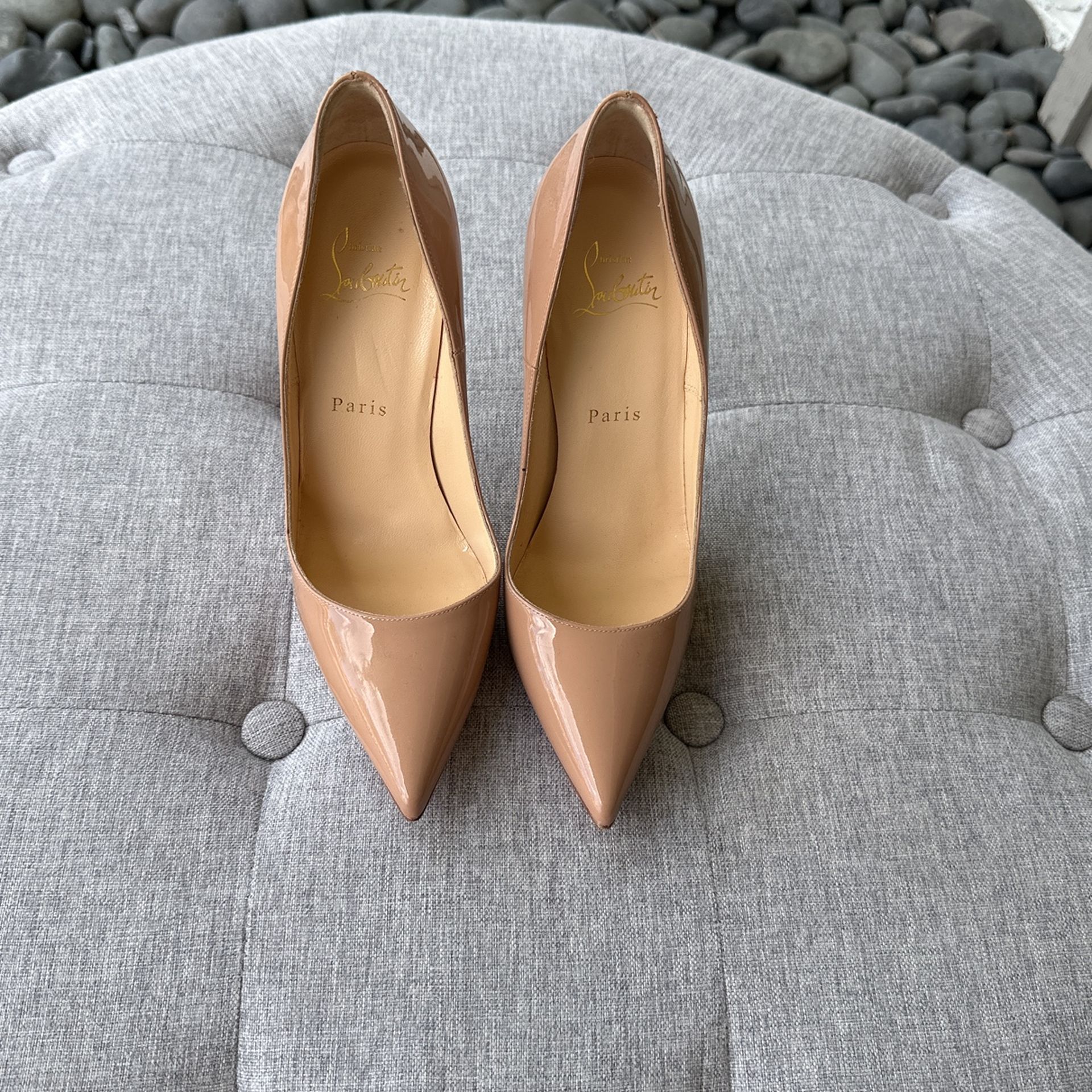 Beige 37.5 Christian Louboutin Patent Pump Heels
