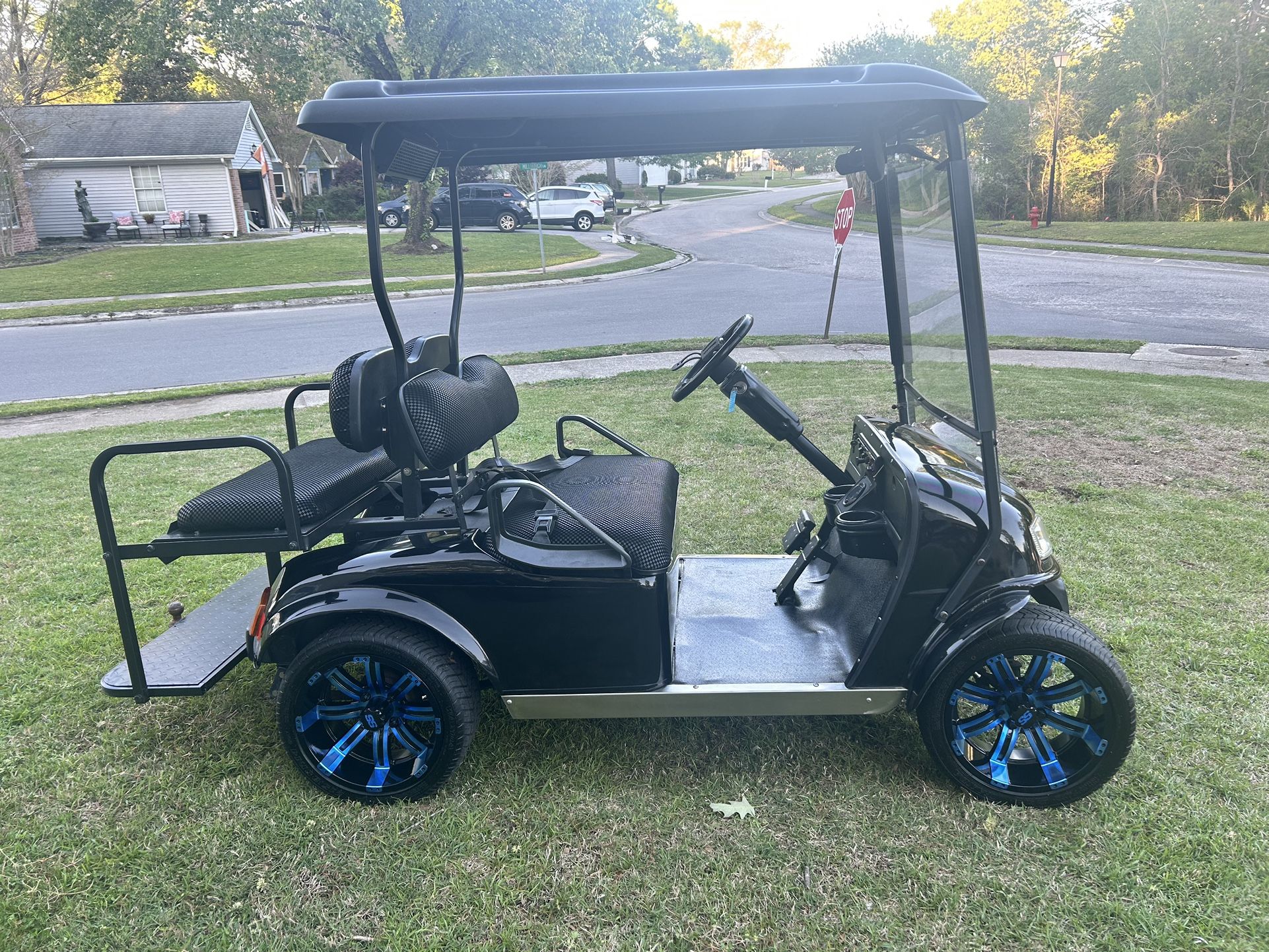 EZ GO  LSV Golf Cart