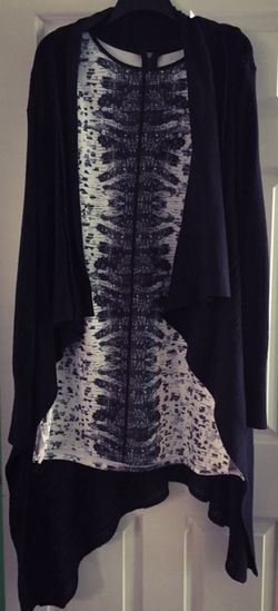 Vera Wang long cardigan. Size XL