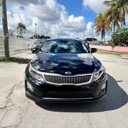 2015 Kia optima clean title 95k miles  6500$ full price we finance with $3000