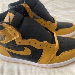 Jordan 1 Retro “Pollen”