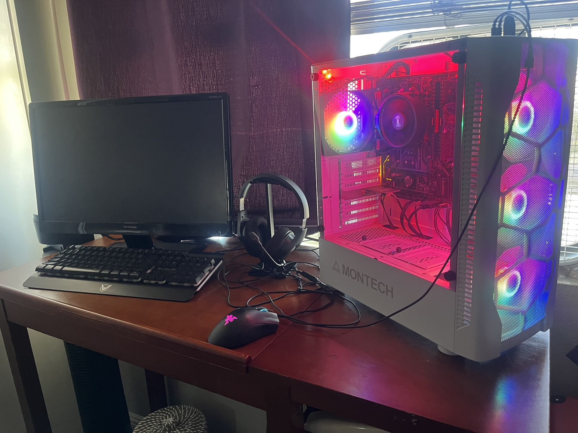 Monitor, Keyboard, Headset, Mouse, And PC bundle! :D