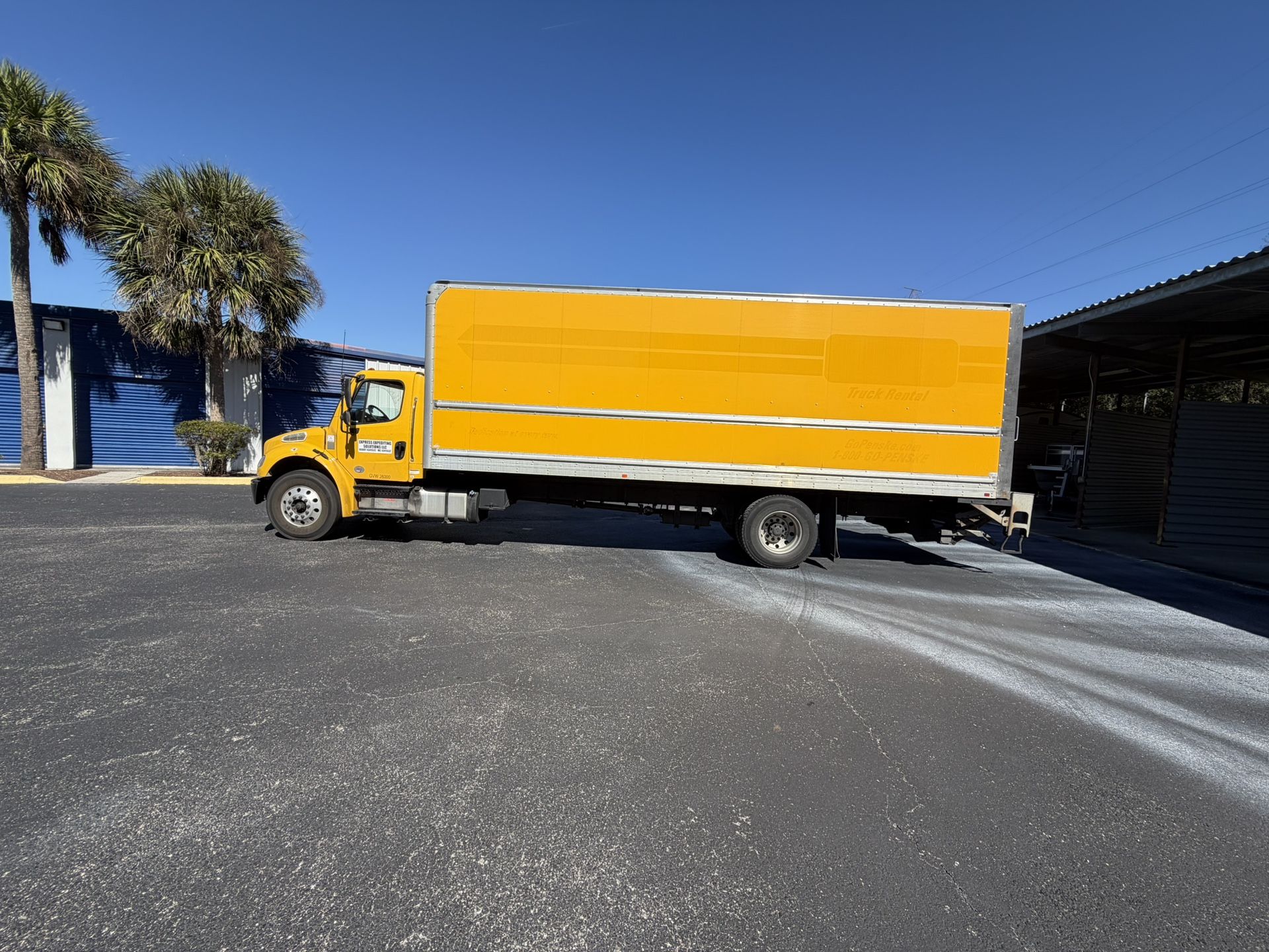 2018 Freightliner M2 106