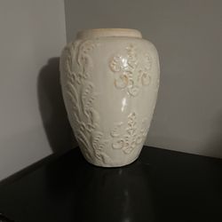 Handcrafted Beautiful Vase Great Size 