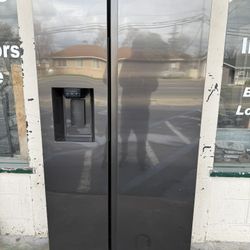 Counter Depth Samsung Side By Side Fridge w/ Filtered Water & Ice 