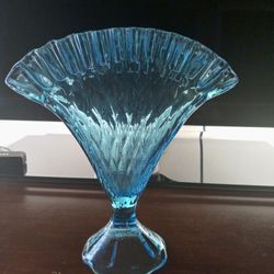 Beautiful Antique Turquoise Rippled Glass Fan Vase